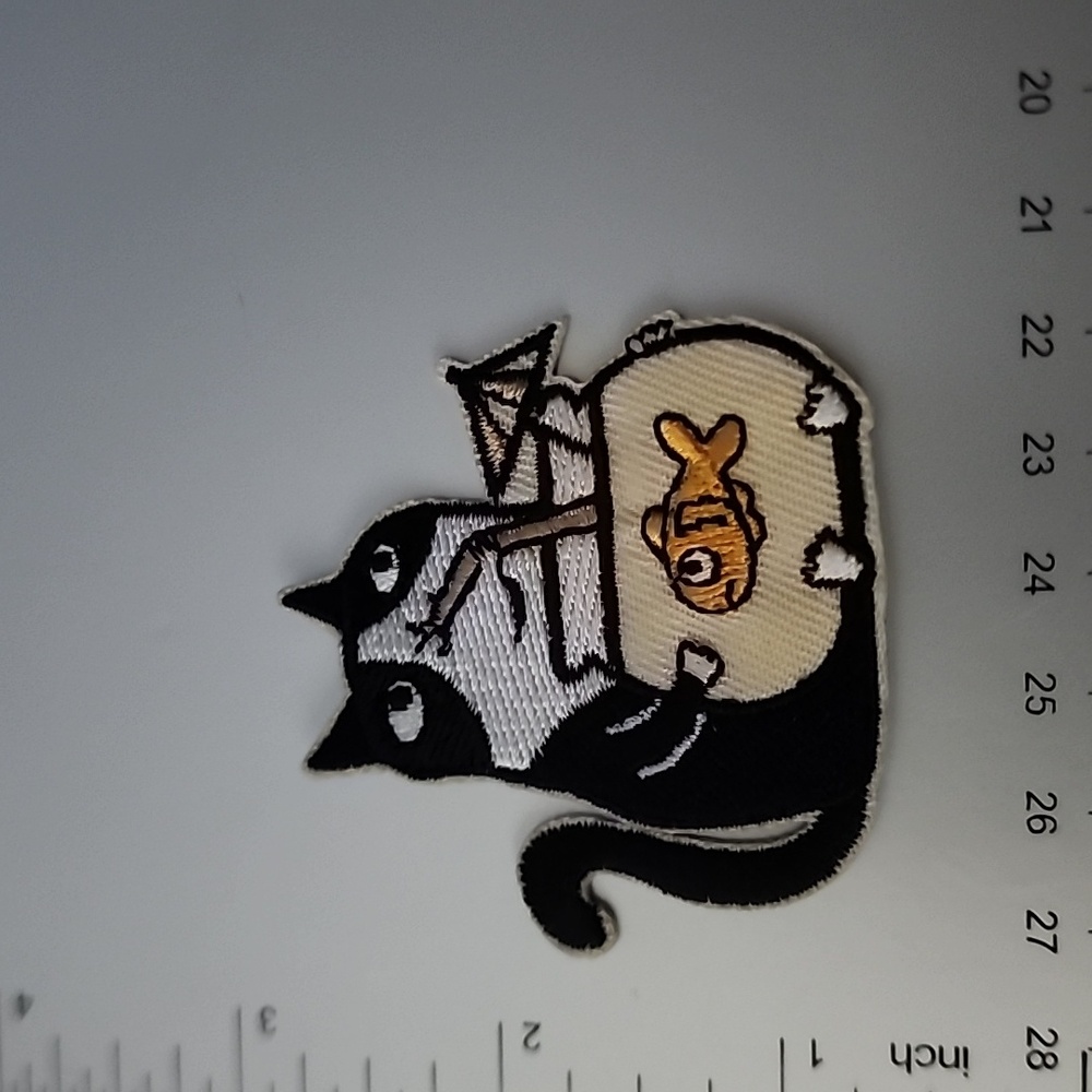 Cat Fishbowl  Whimsy IRON ON Patch  Cat - Picture 2 of 3